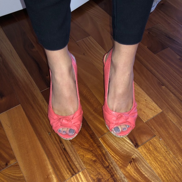Coral Wedges - Picture 2 of 5